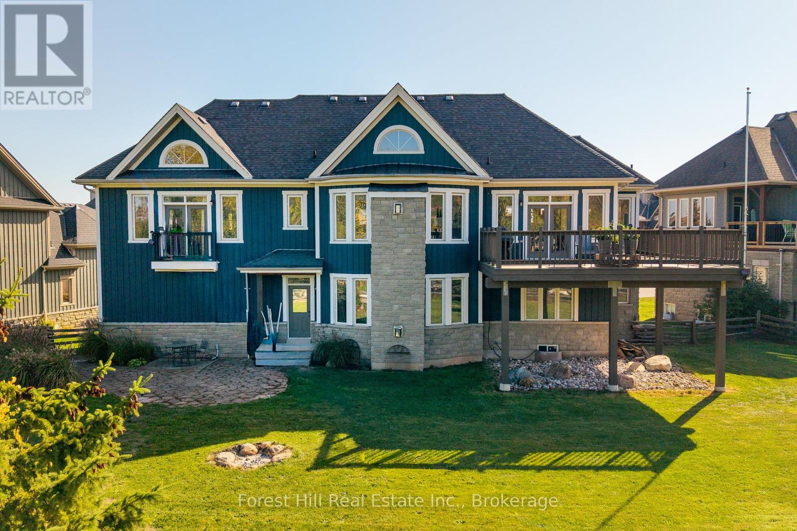 173 National Drive, Blue Mountains, Ontario  L9Y 0B5 - Photo 3 - X12457792